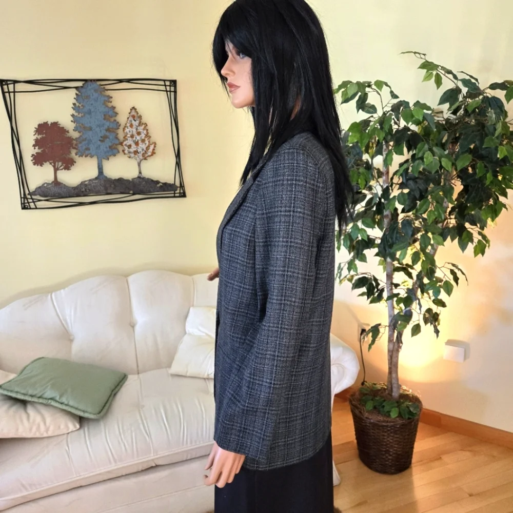 Alice Stuart Grey Plaid Woman's Jacket/Blazer Size Small - Picture 3 of 12
